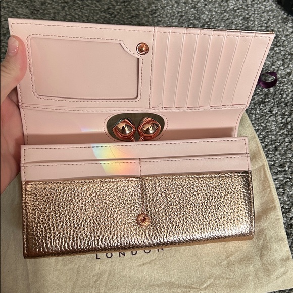 Ted Baker Rose Gold Clutch - Picture 5 of 6